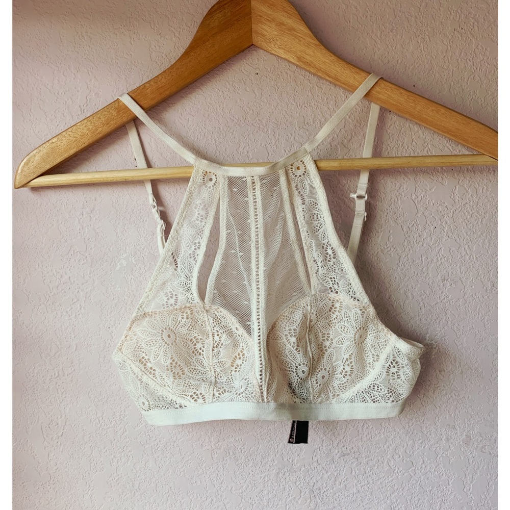 {Victoria’s Secret} Boho Bralette